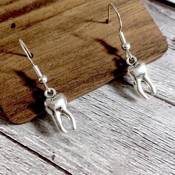 SALE Sterling Silver Goth Punk Tooth Earrings - Picture 1 of 2